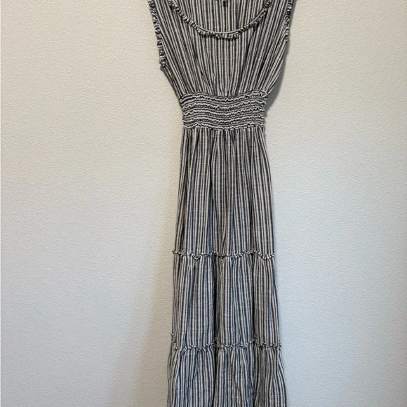 Max Studio Monochrome Striped Maxi Dress - Picture 2 of 4